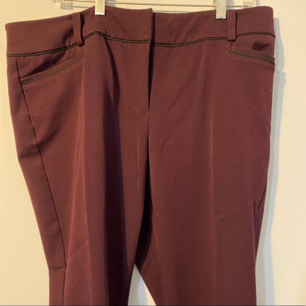NEW YORK & COMPANY Slacks